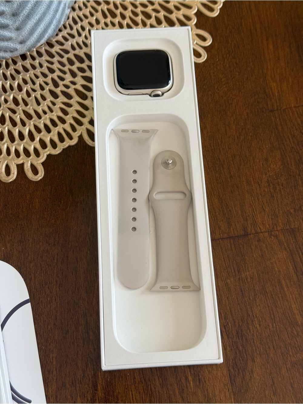 Apple Watch Series 9 GPS (2024) 41mm
Starlight Aluminum Case - Picture 6 of 11